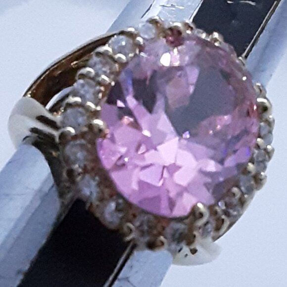 Jackie Bouvier Kennedy Collection Pink Cocktail Ring Size 6 - Picture 8 of 8